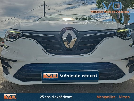 Aperçu de la photo 36 du véhicule RENAULT MEGANE IV BERLINE