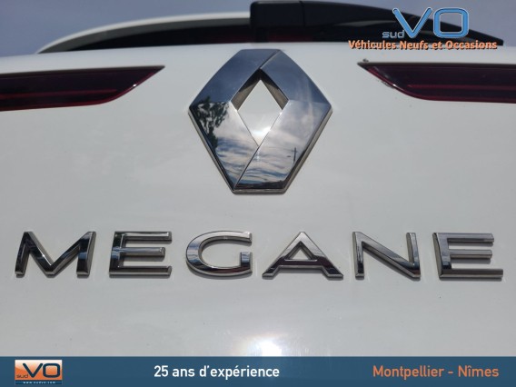 Aperçu de la photo 37 du véhicule RENAULT MEGANE IV BERLINE