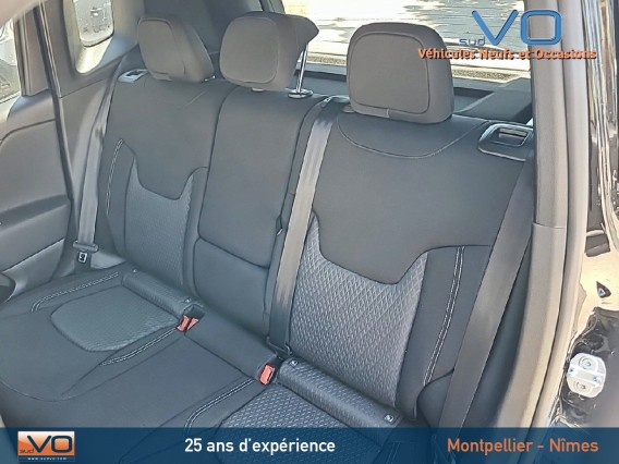 Aperçu de la photo 18 du véhicule JEEP RENEGADE