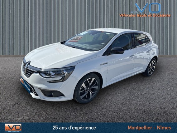 Aperçu de la photo 3 du véhicule RENAULT MEGANE IV BERLINE