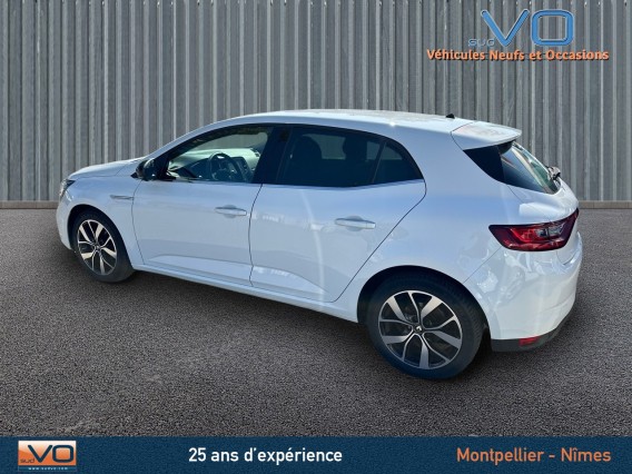 Aperçu de la photo 5 du véhicule RENAULT MEGANE IV BERLINE