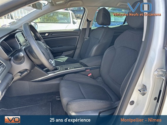 Aperçu de la photo 20 du véhicule RENAULT MEGANE IV BERLINE