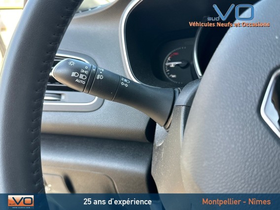 Aperçu de la photo 23 du véhicule RENAULT MEGANE IV BERLINE