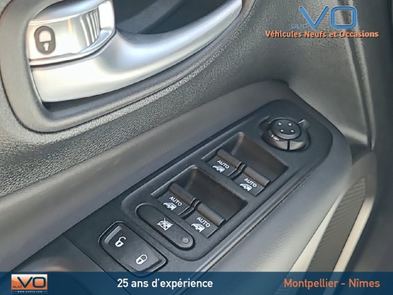 Aperçu de la photo 20 du véhicule JEEP RENEGADE