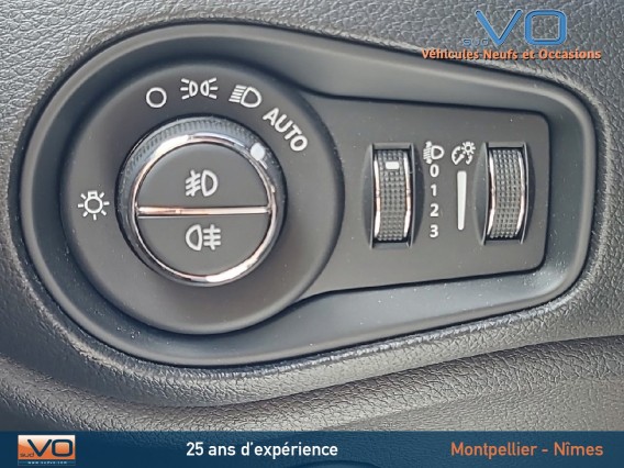 Aperçu de la photo 21 du véhicule JEEP RENEGADE