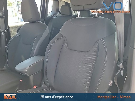 Aperçu de la photo 16 du véhicule JEEP RENEGADE