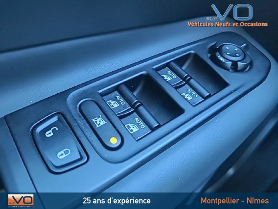 Aperçu de la photo 20 du véhicule JEEP RENEGADE