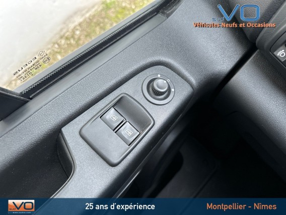 Aperçu de la photo 17 du véhicule RENAULT TRAFIC COMBI