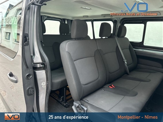 Aperçu de la photo 25 du véhicule RENAULT TRAFIC COMBI