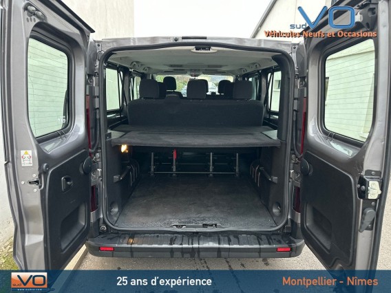 Aperçu de la photo 26 du véhicule RENAULT TRAFIC COMBI