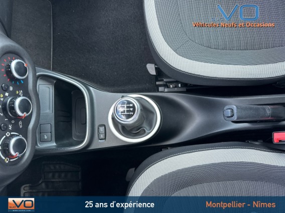 Aperçu de la photo 16 du véhicule RENAULT TWINGO III