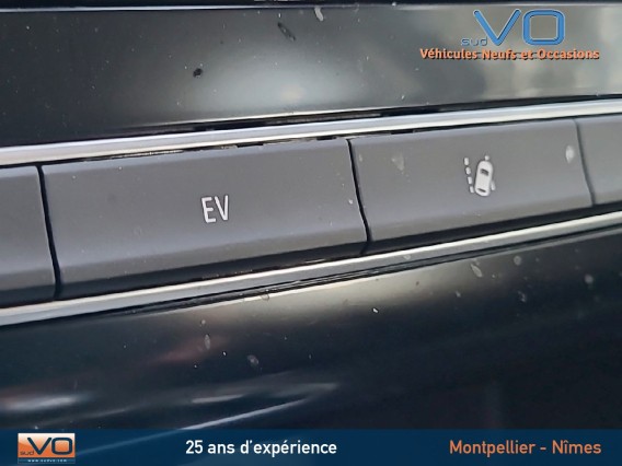 Aperçu de la photo 33 du véhicule RENAULT MEGANE IV BERLINE