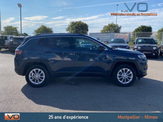 Aperçu de la photo 33 du véhicule JEEP COMPASS