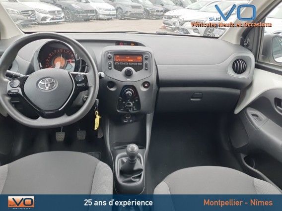 Aperçu de la photo 9 du véhicule TOYOTA AYGO MC18