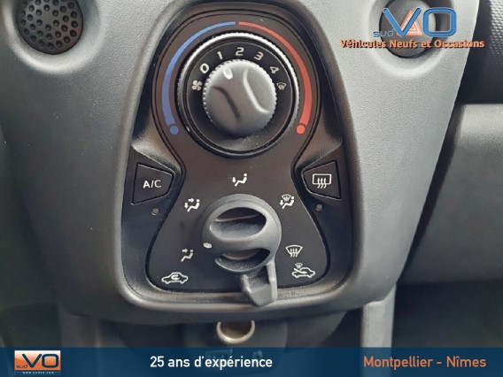 Aperçu de la photo 12 du véhicule TOYOTA AYGO MC18