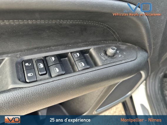 Aperçu de la photo 24 du véhicule JEEP COMPASS