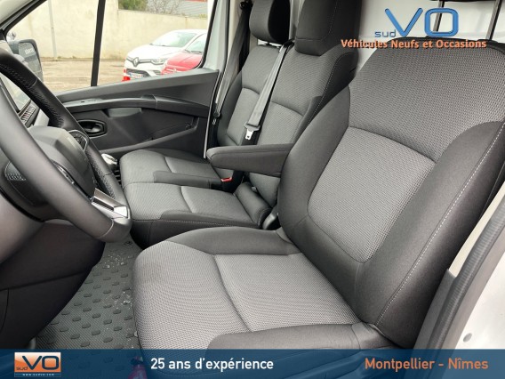 Aperçu de la photo 16 du véhicule RENAULT TRAFIC FOURGON