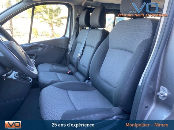 Aperçu de la photo 16 du véhicule RENAULT TRAFIC COMBI